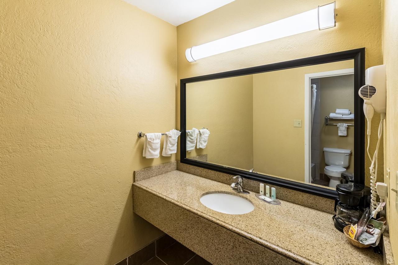 Quality Inn Corsicana Exterior foto